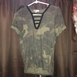 fitz and eddi camo top
